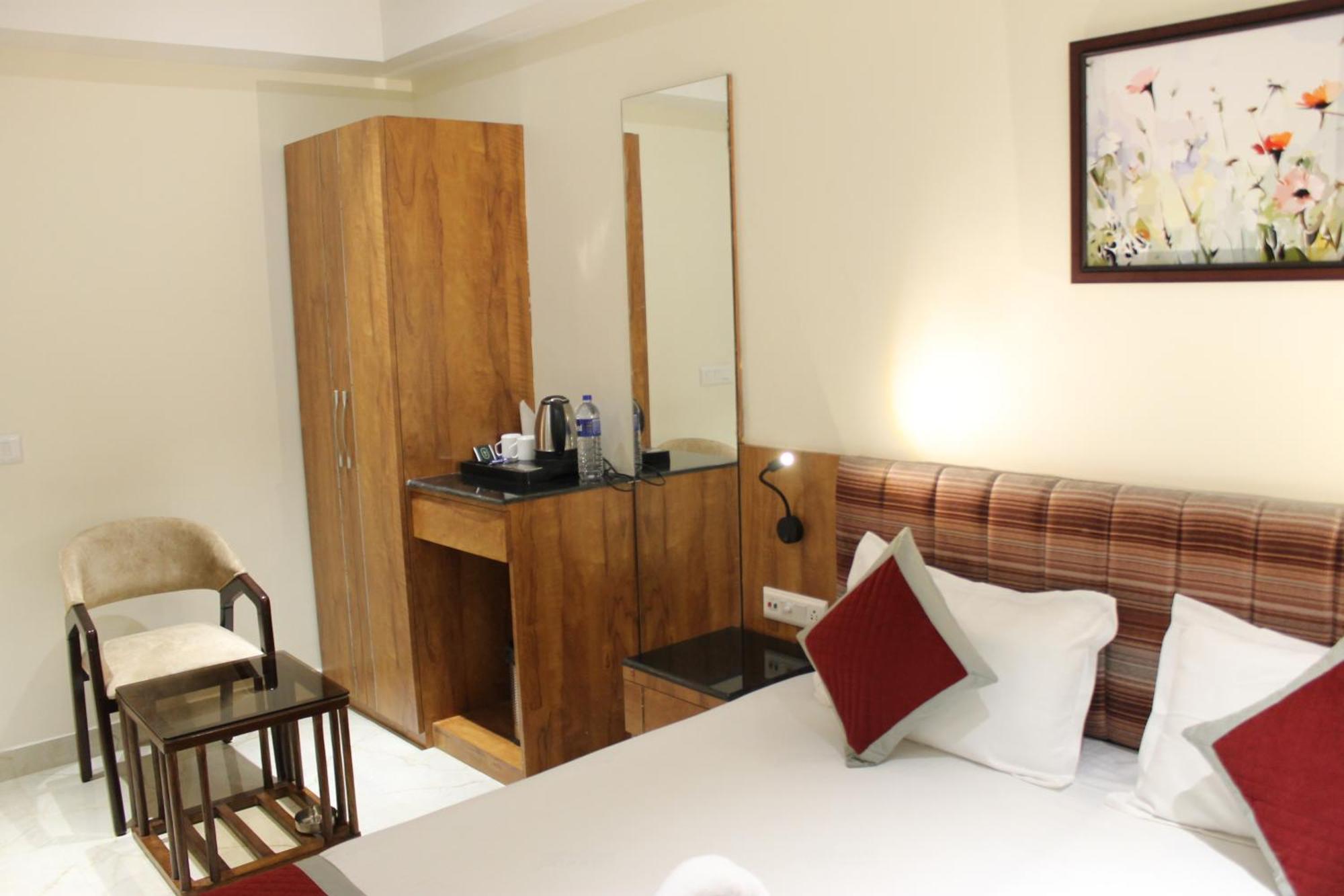 The Rosewood - Berries Group Hotel